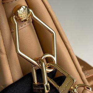 Túi Xách Nữ Hàng Hiệu Louis Vuitton LV Coussin Siêu Cấp Màu Nâu 26cm