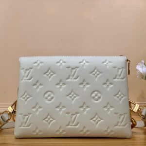 Túi Xách Nữ Louis Vuitton LV Coussin Siêu Cấp Hoa Momo Dập Chìm 20x19cm