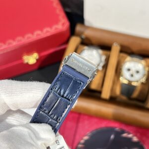 Đồng Hồ Hublot Classic Fusion Titanium Blue Dial Đính Moissanite 38mm (1)