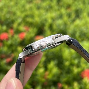 Patek Philippe Nautilus 5722G Độ Kim Cương Moissanite 40mm (1)