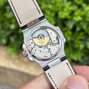 Patek Philippe Nautilus 5724G Replica 11 Màu Xanh Full Set GR Factory 40mm (3)
