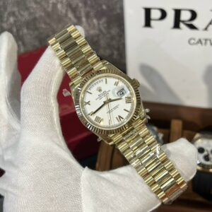 Rolex Day-Date 228238 Replica Mặt Số Trắng Nhà Máy GM V2 40mm (2)