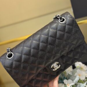 Túi Chanel Classic Flap Bag Medium Siêu Cấp Màu Đen 25cm (2)