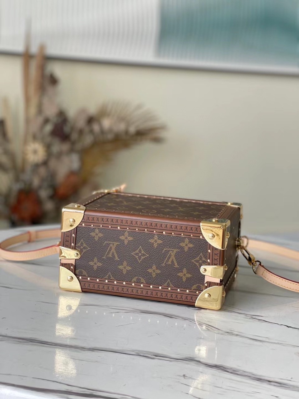 Túi Dạng Hộp Louis Vuitton LV Valisette Tresor Monogram 22.5x14.5x11 (5) Túi Dạng Hộp Louis Vuitton LV Valisette Tresor Monogram 22.5x14.5x11 (2)