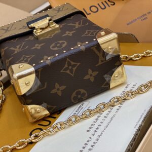 Túi Louis Vuitton LV Dạng Hộp Camera Box Siêu Cấp 12,5x17,5cm (1)
