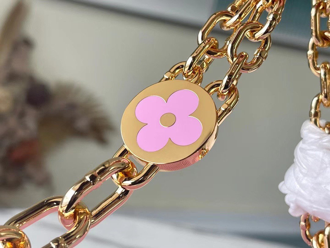 Túi Louis Vuitton LV Twist Nữ Màu Hồng Khóa Vàng Replica 11 24cm (1) Túi Louis Vuitton LV Twist Nữ Màu Hồng Khóa Vàng Replica 11 24cm (2)