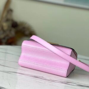 Túi Louis Vuitton LV Twist Nữ Màu Hồng Khóa Vàng Replica 11 24cm (2)