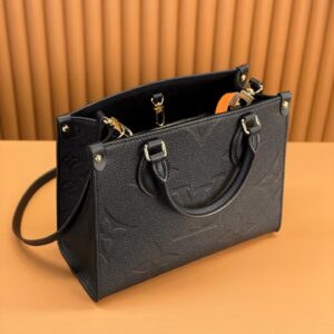 Túi Xách Cao Cấp Louis Vuitton LV On The Go Họa Tiết Dập Chìm 25cm (2)