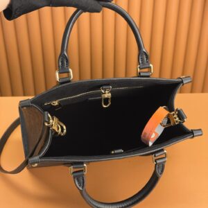 Túi Xách Cao Cấp Louis Vuitton LV On The Go Họa Tiết Dập Chìm 25cm (2)