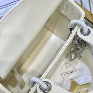 Túi Xách Dior Lady Lizard Da Thằn Lằn Siêu Cấp Màu Trắng 17x15x7cm (2)