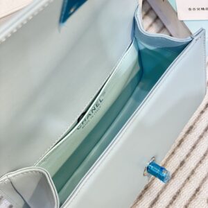 Túi Xách Hàng Hiệu Chanel Boy Vân Chữ V Siêu Cấp 20cm (2)