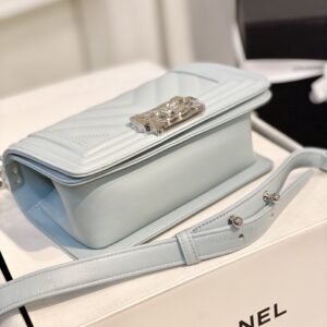 Túi Xách Hàng Hiệu Chanel Boy Vân Chữ V Siêu Cấp 20cm (2)