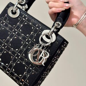 Túi Xách Hàng Hiệu Dior Charm Đính Cườm Cao Cấp Màu Đen 17cm (2)