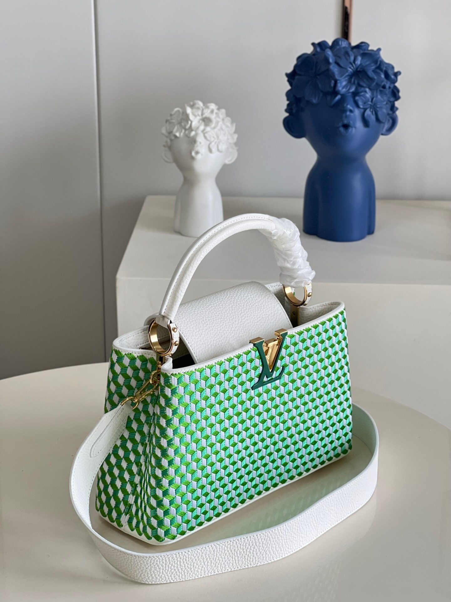 Túi Xách Louis Vuitton LV Capucines PM Họa Tiết Đan Replica 11 27cm (1) Túi Xách Louis Vuitton LV Capucines PM Họa Tiết Đan Replica 11 27cm (2)