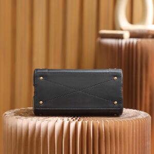 Túi Xách Louis Vuitton LV Monogram Trianon PM Top-Handle Bag Rep 11 21x18x11cm (2)