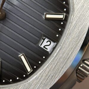 Patek Philippe Nautilus 5711 Tinh Chỉnh Toàn Bộ Chuẩn Auth 40mm (2)