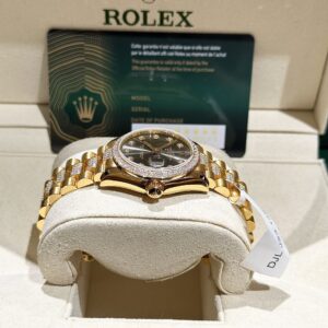 Rolex DateJust Nữ Bọc Vàng 18K Độ Kim Cương Moissanite 31mm (3)