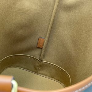 Túi Celine Mall Bucket In Triomphe Replica 11 Họa Tiết Monogram 30x22x12cm (2)