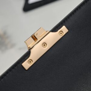 Túi Celine Triomphe Shoulder Bag Replica 11 Nữ Màu Đen 20x12cm (2)