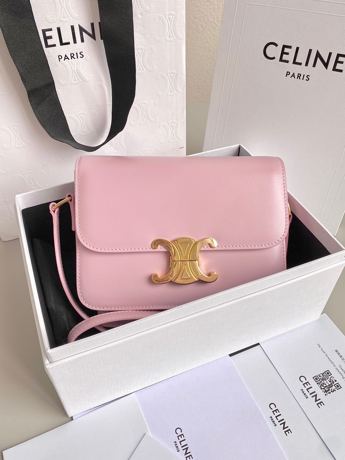 Túi Celine Triomphe Shoulder Bag Replica 11 Nữ Màu Hồng 18 (1) Túi Celine Triomphe Shoulder Bag Replica 11 Nữ Màu Hồng 18 (2)