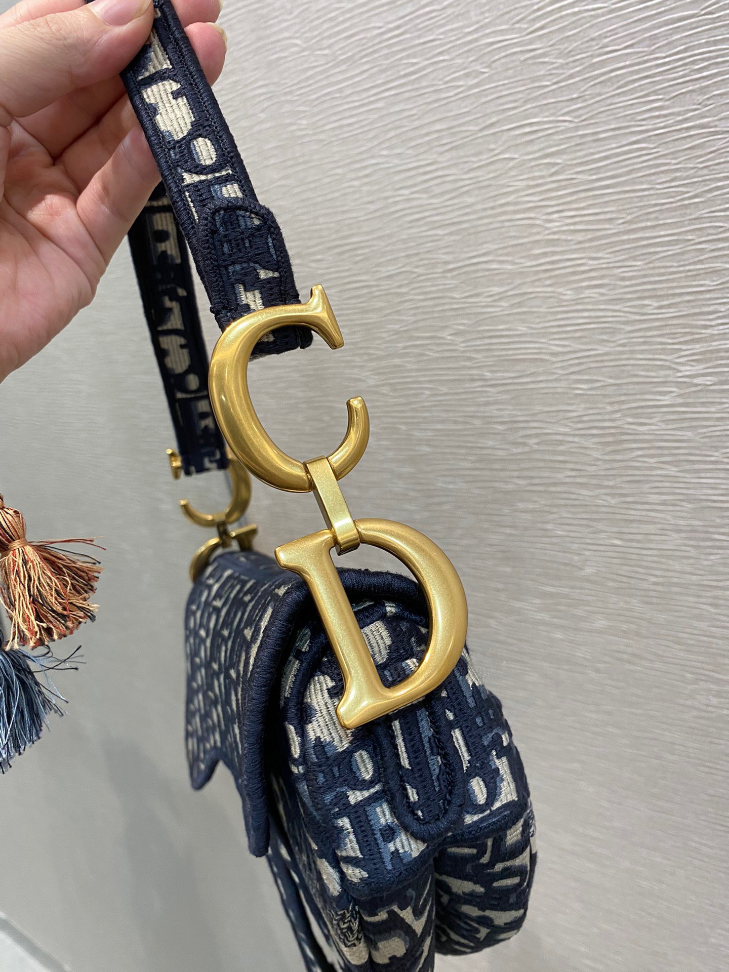 Túi Dior Saddle Yên Ngựa Họa Tiết Dior Canvas Rep 11 Cao Cấp 25x20x6 (2) Túi Dior Saddle Yên Ngựa Họa Tiết Dior Canvas Rep 11 Cao Cấp 25x20x6 (2)