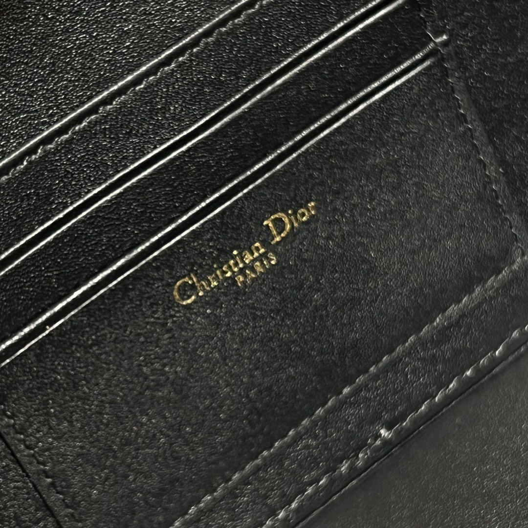 Túi Dior Signature Thiết Kế Hình Bầu Dục Rep 11 Nữ Màu Đen 18x6 (2) Túi Dior Signature Thiết Kế Hình Bầu Dục Rep 11 Nữ Màu Đen 18x6 (2)