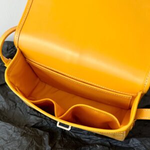 Túi Goyard Like Auth Họa Tiết Logo Truyền Thống Màu Vàng 22x16x7cm (2)