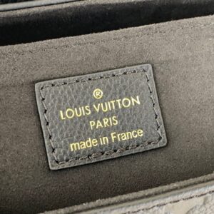 Túi Louis Vuitton LV Favorite Like Auth Màu Đen Họa Tiết Monogram 24x14cm (2)
