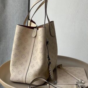 Túi Siêu Cấp Louis Vuitton LV Blossom Họa Tiết Monogram 20x20x12 (2)