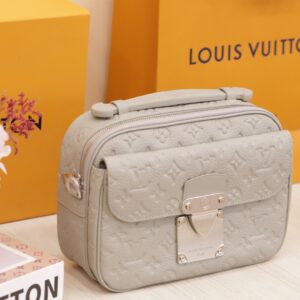 Túi Siêu Cấp Louis Vuitton LV Slock Taurillon Màu Trắng 22x18x8cm (1)