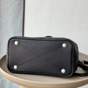 Túi Siêu Cấp Nữ Louis Vuitton LV Blossom Họa Tiết Monogram Màu Đen 20x20x12 (1)