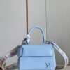 Túi Xách Cao Cấp Louis Vuitton LV Clunny Nữ Màu Xanh 20x16cm (2)