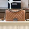 Túi Xách Chanel Boy Medium Vân Chữ V Replica 11 Cao Cấp Màu Nâu 25cm (2)