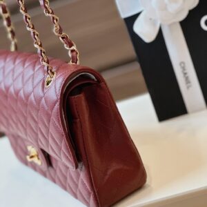 Túi Xách Chanel Classic Hand Bag Like Ạuth Cao Cấp Màu Đỏ Mận 25cm (2)