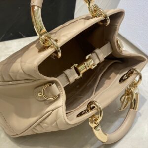 Túi Xách Dior Lady Replica 11 Cao Cấp Nữ Chất Da Mịn 24cm (2)