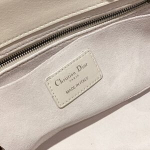 Túi Xách Dior Lady Replica 11 Cao Cấp Nữ Màu Trắng 24cm (1)