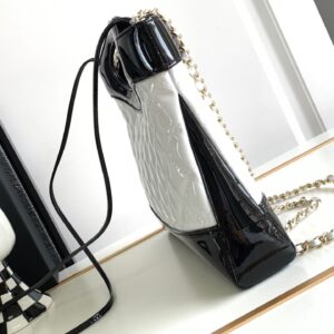 Túi Xách Hàng Hiệu Chanel 31 Bag Nữ Màu Trắng 22x23x5 (2)