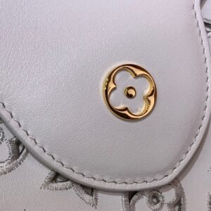 Túi Xách Hàng Hiệu Louis Vuitton LV Capucines Rep 11 Màu Trắng 27x18x9cm (2)