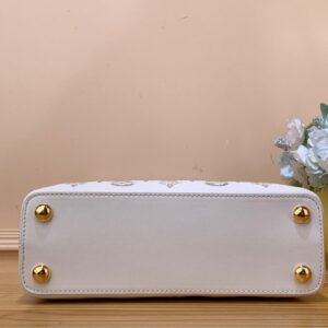 Túi Xách Hàng Hiệu Louis Vuitton LV Capucines Rep 11 Màu Trắng 27x18x9cm (2)