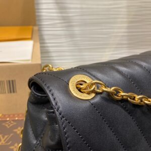Túi Xách Louis Vuitton LV New Wave Rep 11 Cao Cấp Da Bò Màu Đen 24x14x9cm (2)