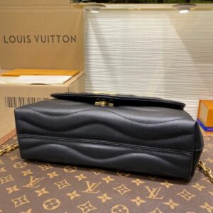 Túi Xách Louis Vuitton LV New Wave Rep 11 Cao Cấp Da Bò Màu Đen 24x14x9cm (2)