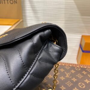 Túi Xách Louis Vuitton LV New Wave Rep 11 Cao Cấp Da Bò Màu Đen 24x14x9cm (2)