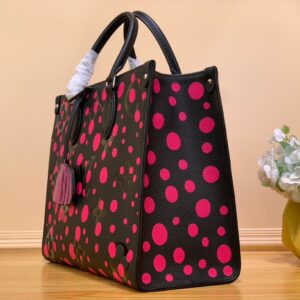 Túi Xách Louis Vuitton LV On The Go Họa Tiết Chấm Bi Hồng Rep 11 35x27x14cm (2)