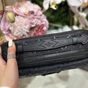 Túi Xách Louis Vuitton LV Slock Monogram Like Auth Màu Đen 22x18x8cm (2)