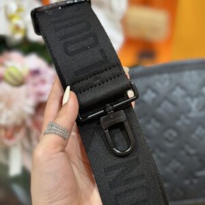 Túi Xách Louis Vuitton LV Slock Monogram Like Auth Màu Đen 22x18x8cm (2)