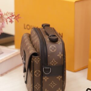 Túi Xách Louis Vuitton LV Slock Taurillon Rep 11 Cao Cấp 22x18x8cm (2)