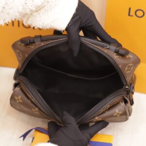 Túi Xách Louis Vuitton LV Slock Taurillon Rep 11 Cao Cấp 22x18x8cm (2)