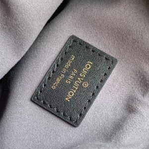 Túi Xách Louis Vuitton Loop Replica 11 Họa Tiết Logo LV Dập Chìm 22×12 (2)