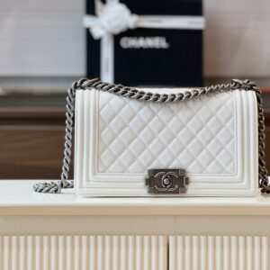 Túi Xách Nữ Chanel Boy Medium Màu Trắng Like Auth Cao Cấp 25cm (2)
