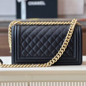Túi Xách Nữ Chanel Boy Medium Rep 11 Cao Cấp Màu Đen Khóa Vàng 25cm (2)